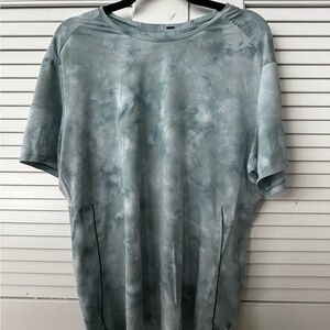 Lululemon Fast and Free performance workout shirt - Mens Large